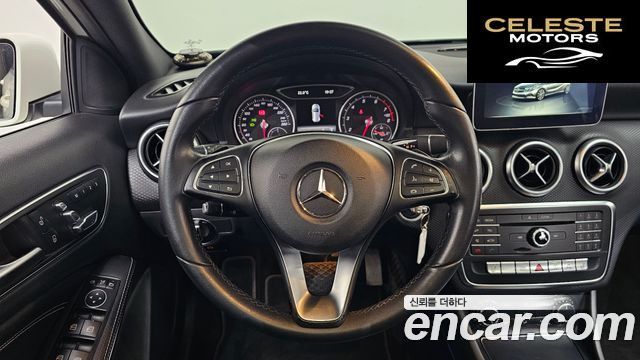 MERCEDES BENZ A-Classe W176 A200 2017 — photo 13 sur 20