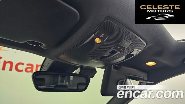 MERCEDES BENZ A-Classe W176 A200 2017 — photo 18 sur 20