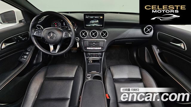 MERCEDES BENZ A-Classe W176 A200 2017 — photo 7 sur 20