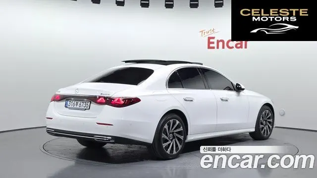 MERCEDES BENZ E-Classe W214 E300 4MATIC Exclusive 2024 — photo 2 sur 20