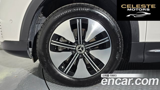 MERCEDES BENZ EQB X243 EQB300 4MATIC 2024 — photo 4 sur 37