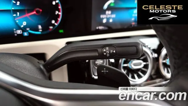 MERCEDES BENZ A-Classe W177 A250 4MATIC Berline 2021 — photo 11 sur 35
