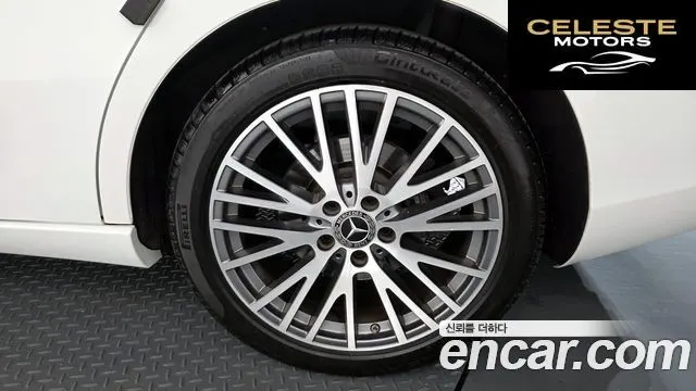 MERCEDES BENZ A-Classe W177 A250 4MATIC Berline 2021 — photo 6 sur 35
