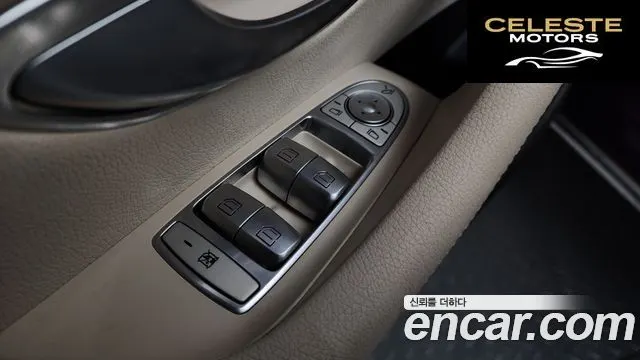 MERCEDES BENZ E-Classe W213 E220d 4MATIC Avantgarde 2017 — photo 35 sur 36