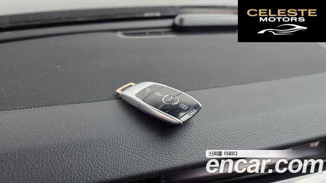 MERCEDES BENZ E-Classe W213 E300 Avantgarde 2019 — photo 15 sur 26