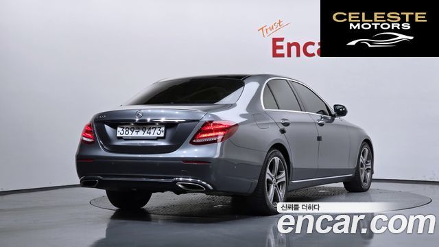 MERCEDES BENZ E-Classe W213 E300 Avantgarde 2019 — photo 2 sur 26