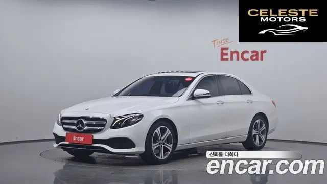 MERCEDES BENZ E-Classe W213 E300 Avantgarde 2019 — photo 1 sur 31