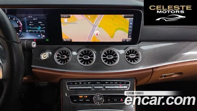 MERCEDES BENZ E-Classe W213 E400 4MATIC Coupé 2017 — photo 18 sur 33