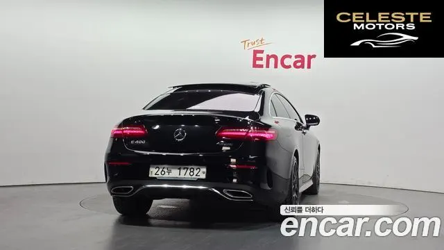 MERCEDES BENZ E-Classe W213 E400 4MATIC Coupé 2017 — photo 4 sur 33