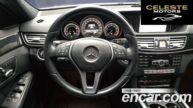 MERCEDES BENZ E-Classe W212 E300 Avantgarde 2014 — photo 13 sur 20