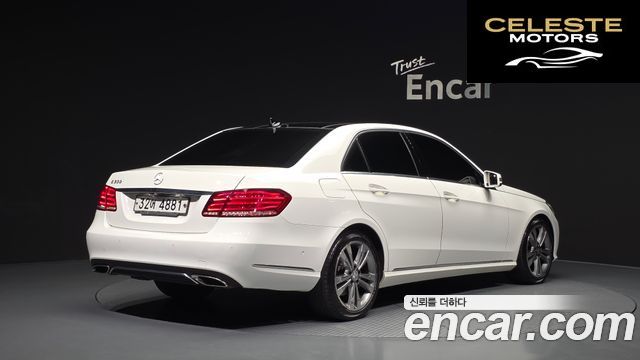 MERCEDES BENZ E-Classe W212 E300 Avantgarde 2014 — photo 2 sur 20