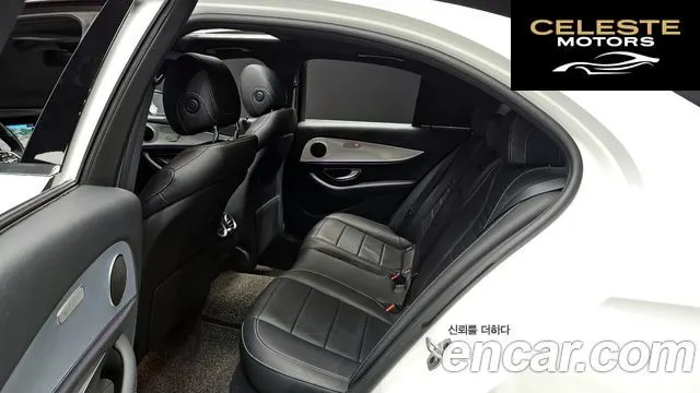 MERCEDES BENZ E-Classe W213 E250 Avantgarde 2020 — photo 18 sur 39