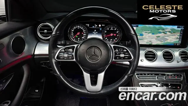 MERCEDES BENZ E-Classe W213 E250 Avantgarde 2020 — photo 19 sur 39