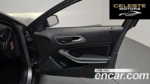 MERCEDES BENZ GLA-Classe X156 GLA200 CDI 4MATIC 2015 — photo 13 sur 38