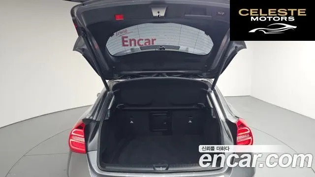 MERCEDES BENZ GLA-Classe X156 GLA200 CDI 4MATIC 2015 — photo 25 sur 38