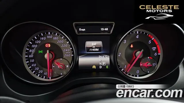MERCEDES BENZ GLA-Classe X156 GLA200 CDI 4MATIC 2015 — photo 10 sur 38