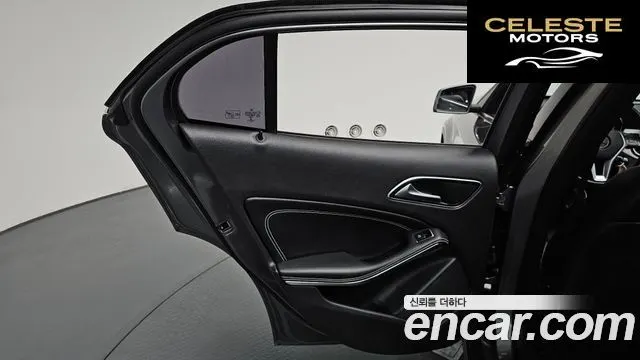 MERCEDES BENZ GLA-Classe X156 GLA200 CDI 4MATIC 2015 — photo 14 sur 38