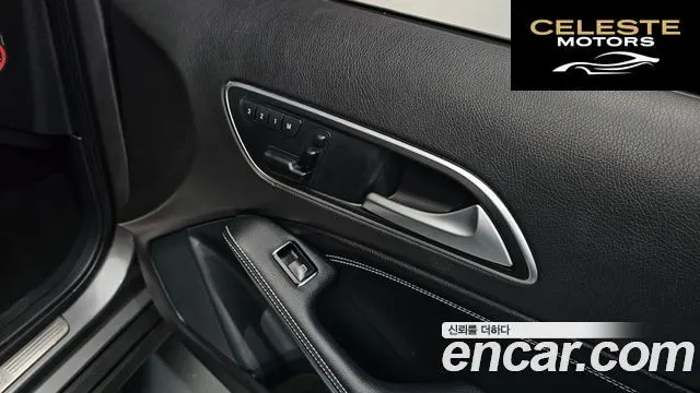 MERCEDES BENZ GLA-Classe X156 GLA200 CDI 4MATIC 2015 — photo 27 sur 38