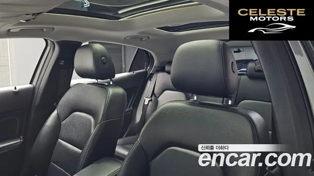 MERCEDES BENZ GLA-Classe X156 GLA200 CDI 4MATIC 2015 — photo 36 sur 38