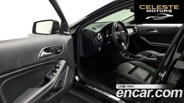 MERCEDES BENZ GLA-Classe X156 GLA200 d 2017 — photo 10 sur 20