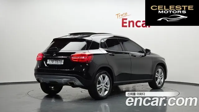 MERCEDES BENZ GLA-Classe X156 GLA200 d 2017 — photo 2 sur 20