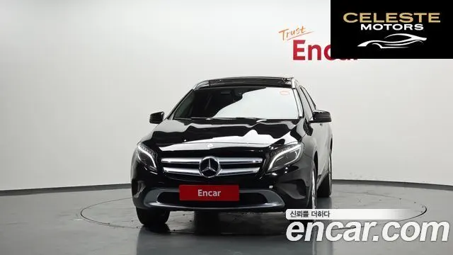 MERCEDES BENZ GLA-Classe X156 GLA200 d 2017 — photo 3 sur 20