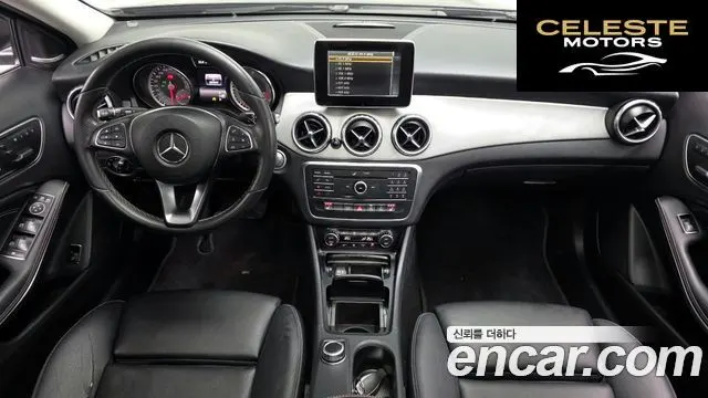 MERCEDES BENZ GLA-Classe X156 GLA200 d 2017 — photo 7 sur 20