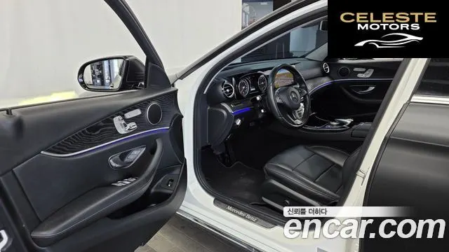 MERCEDES BENZ E-Classe W213 E220d Avantgarde 2017 — photo 10 sur 20
