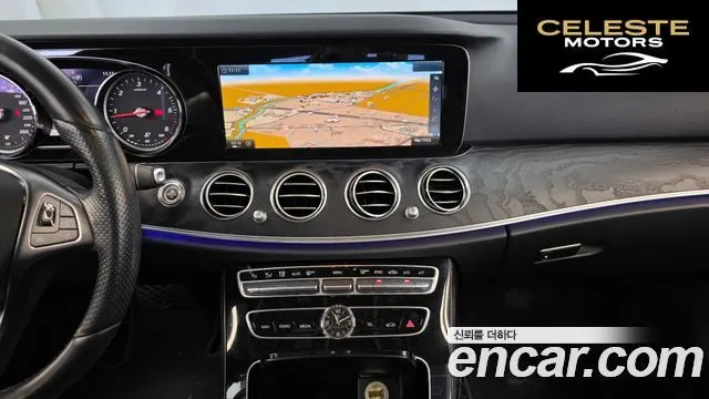 MERCEDES BENZ E-Classe W213 E220d Avantgarde 2017 — photo 14 sur 20