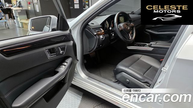 MERCEDES BENZ E-Classe W212 E200 Avantgarde 2015 — photo 10 sur 20