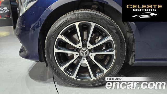 MERCEDES BENZ E-Classe W213 E220d 4MATIC Avantgarde 2018 — photo 5 sur 20