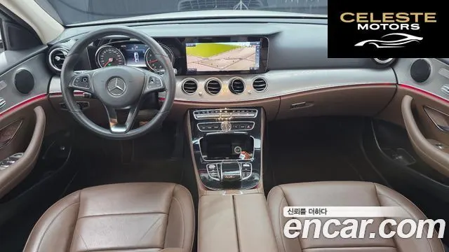 MERCEDES BENZ E-Classe W213 E200 Avantgarde 2018 — photo 10 sur 30