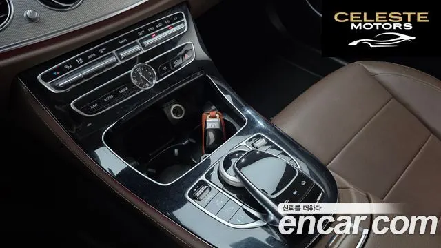 MERCEDES BENZ E-Classe W213 E200 Avantgarde 2018 — photo 23 sur 30
