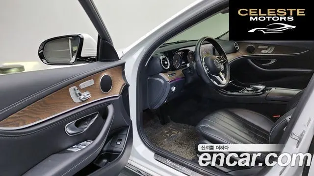 MERCEDES BENZ E-Classe W213 E220d Exclusive 2019 — photo 13 sur 39