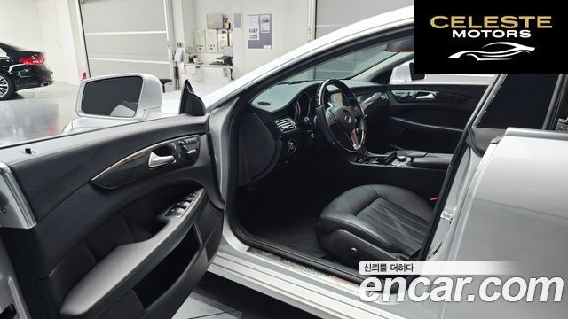 MERCEDES BENZ CLS-Classe W218 CLS350 2013 — photo 10 sur 20