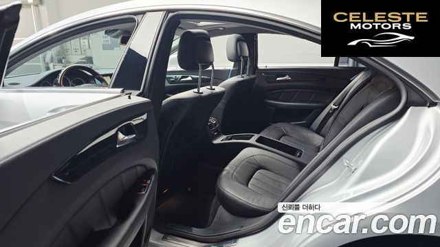 MERCEDES BENZ CLS-Classe W218 CLS350 2013 — photo 11 sur 20