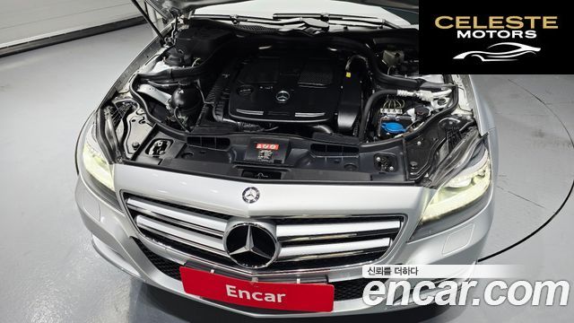 MERCEDES BENZ CLS-Classe W218 CLS350 2013 — photo 6 sur 20