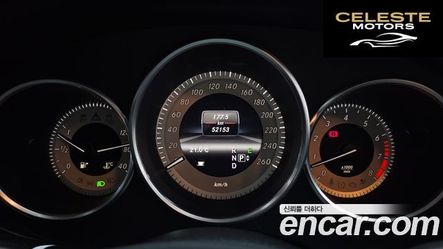 MERCEDES BENZ CLS-Classe W218 CLS350 2013 — photo 8 sur 20