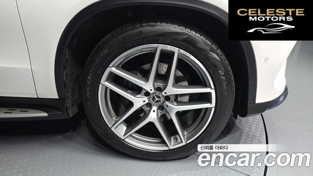 MERCEDES BENZ GLE-Classe W166 GLE350 d 4MATIC Coupé 2017 — photo 5 sur 20