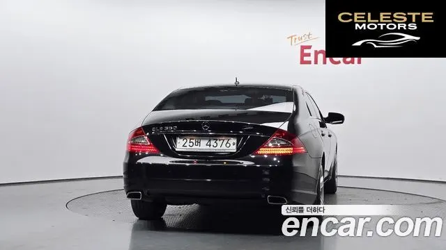MERCEDES BENZ CLS-Classe W219 CLS350 2009 — photo 4 sur 20
