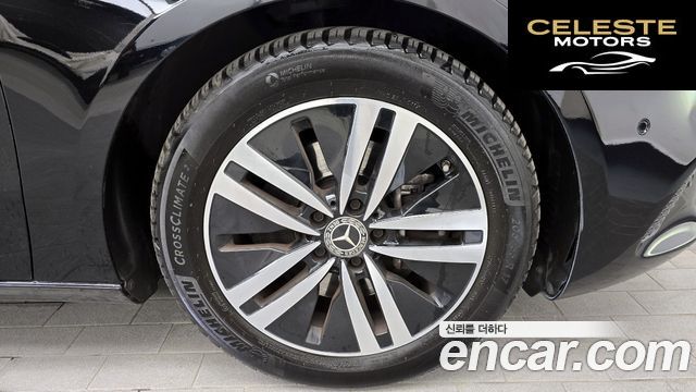 MERCEDES BENZ A-Classe W177 A220 Berline 2021 — photo 7 sur 30