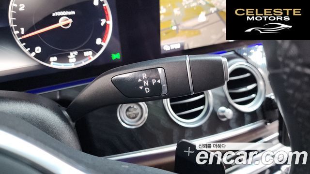 MERCEDES BENZ E-Classe W213 E300 4MATIC Avantgarde 2019 — photo 12 sur 34