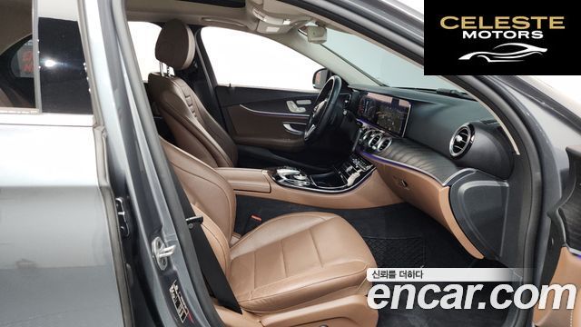 MERCEDES BENZ E-Classe W213 E300 4MATIC Avantgarde 2019 — photo 16 sur 34