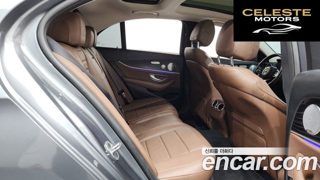 MERCEDES BENZ E-Classe W213 E300 4MATIC Avantgarde 2019 — photo 17 sur 34