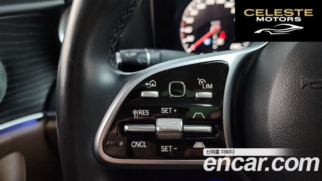 MERCEDES BENZ E-Classe W213 E300 4MATIC Avantgarde 2019 — photo 21 sur 34