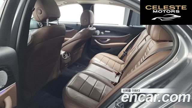 MERCEDES BENZ E-Classe W213 E300 4MATIC Avantgarde 2019 — photo 25 sur 34