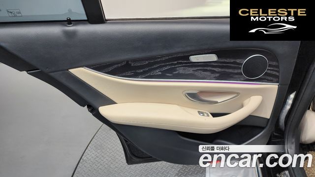 MERCEDES BENZ E-Classe W213 E220d 4MATIC Avantgarde 2017 — photo 15 sur 36