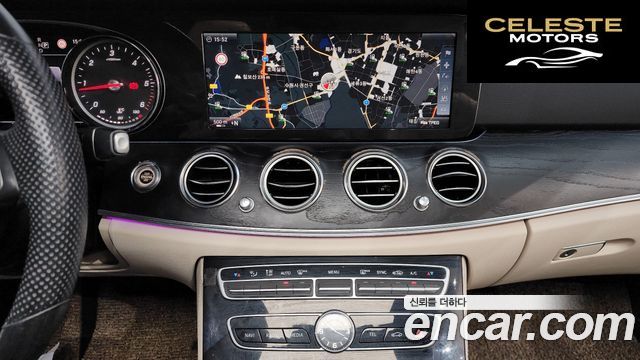 MERCEDES BENZ E-Classe W213 E220d 4MATIC Avantgarde 2017 — photo 18 sur 36