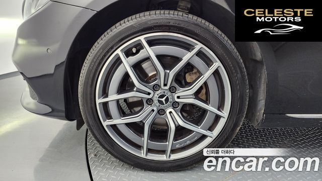 MERCEDES BENZ E-Classe W213 E220d 4MATIC Avantgarde 2017 — photo 5 sur 36