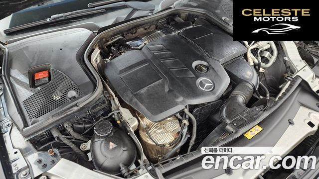 MERCEDES BENZ E-Classe W213 E220d 4MATIC Avantgarde 2017 — photo 6 sur 36